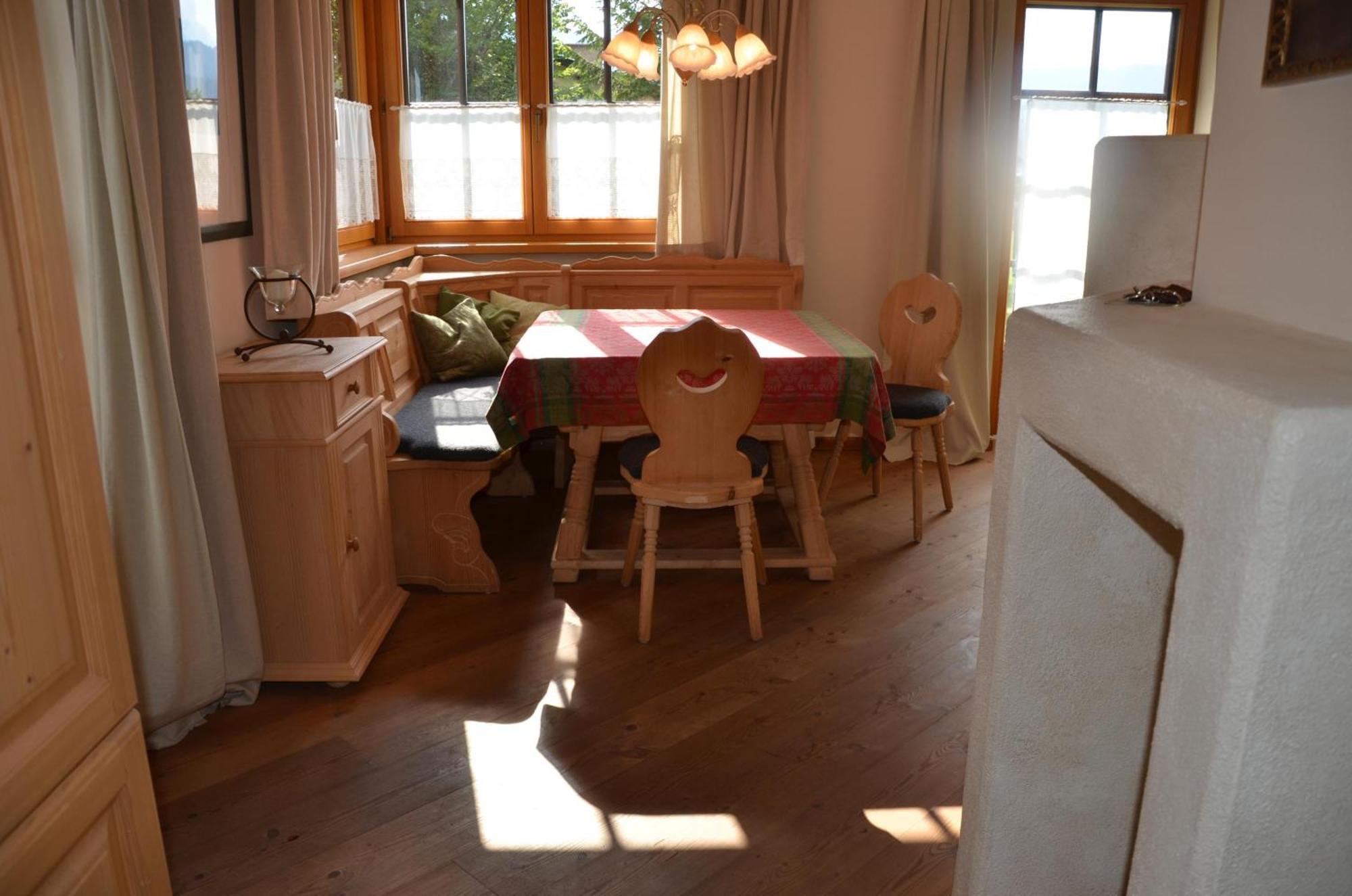 Haus Enzian Apartamento Seefeld in Tirol Exterior foto